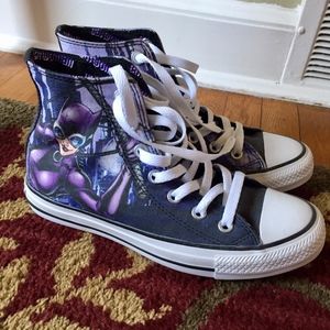 BRAND NEW Catwoman Converse